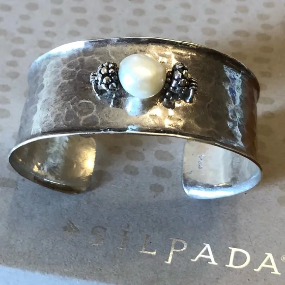 Rare Vintage Silpada Sterling Silver Freshwater Pearl Cuff Bracelet B1251